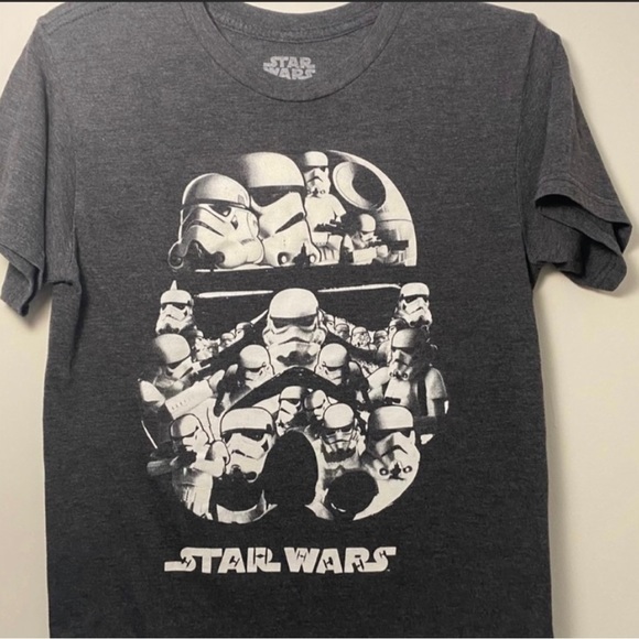 Boys Bundle Box of 7 Long and short Sleeve tee’s Size Large. In EUC‼️‼️ - Picture 2 of 8